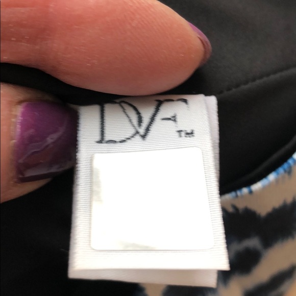 Diane Von Furstenberg blue leopard pleated skirt - Picture 6 of 6